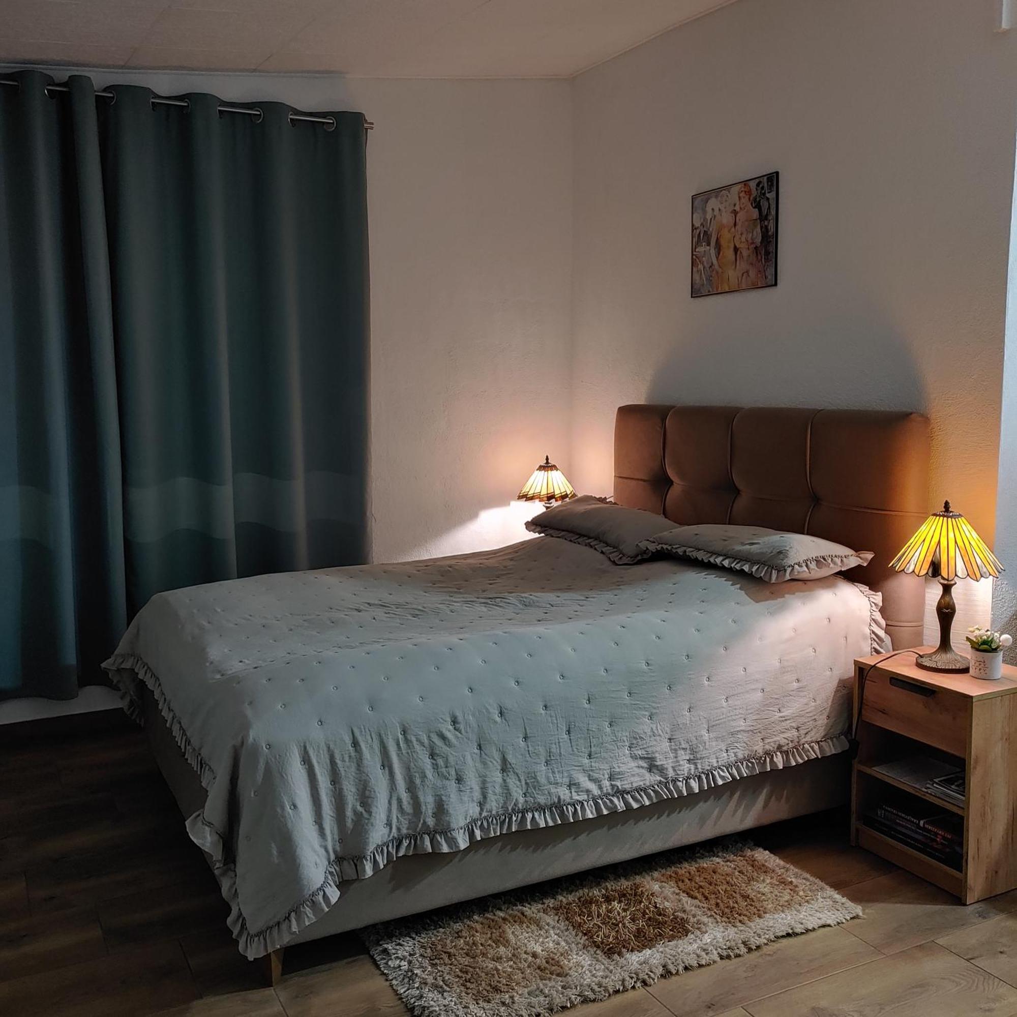 Ferienwohnung Piccolo Knin Exterior foto