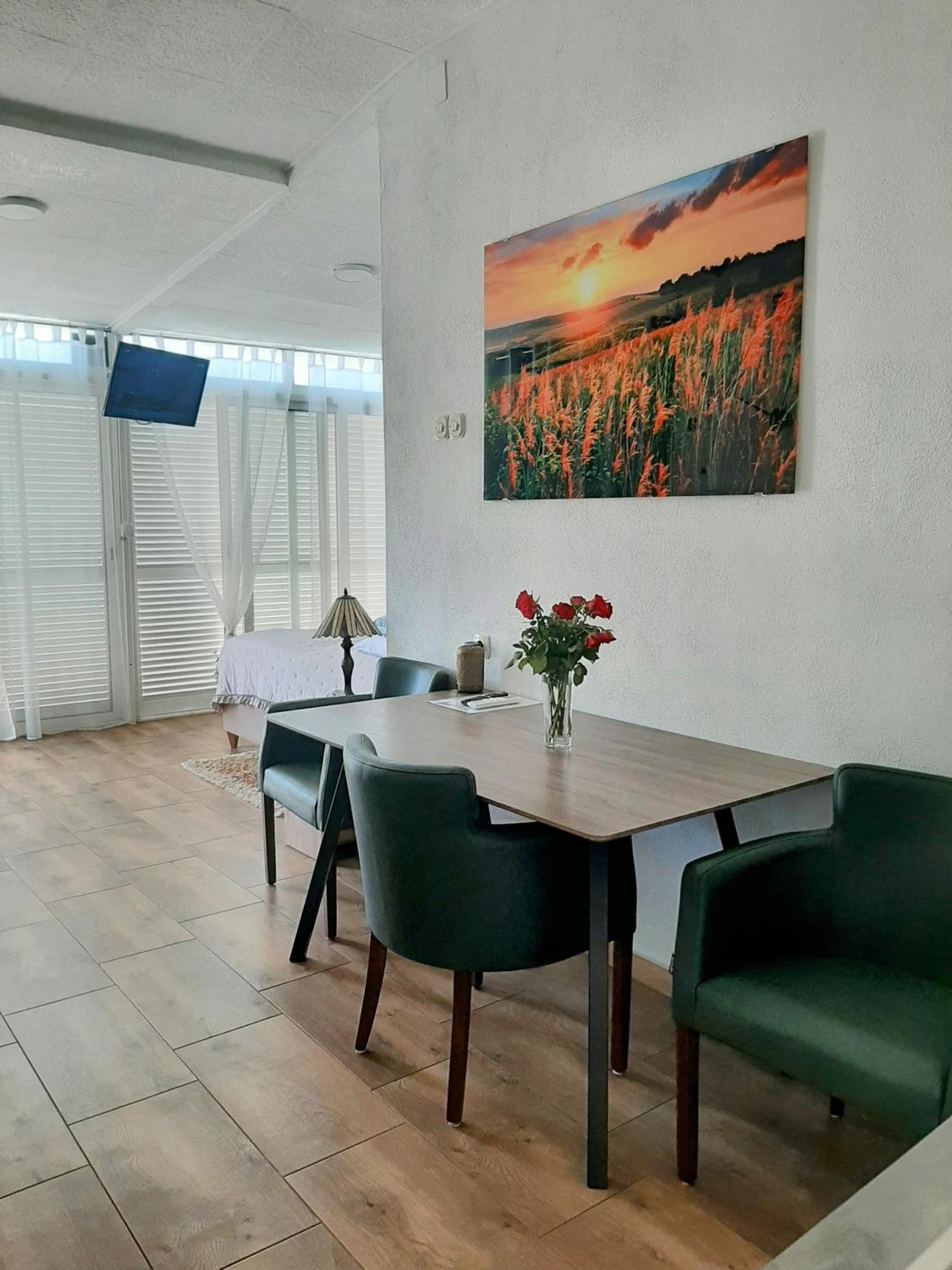 Ferienwohnung Piccolo Knin Exterior foto